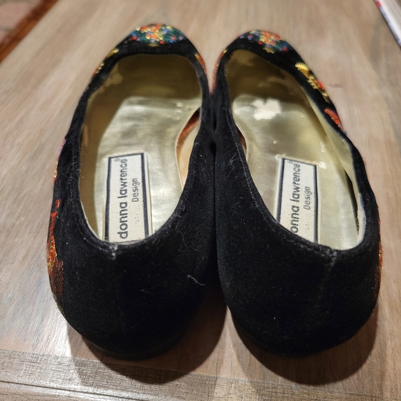 Christmas black velvet flats, 90's Donna Lawrence size 7 excellent condition - Picture 4 of 8